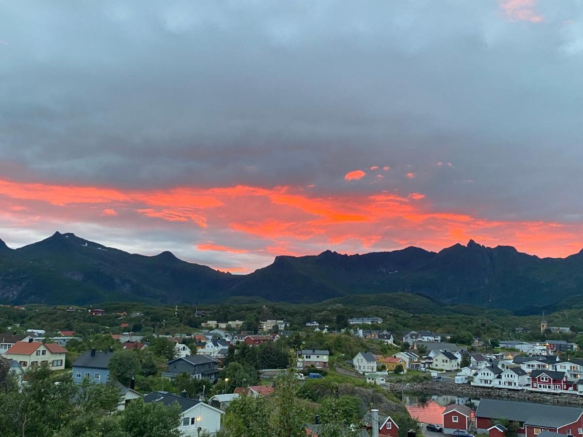 Nydelig Leilighet Pa Kreta I Lofoten カベルヴォーグ エクステリア 写真