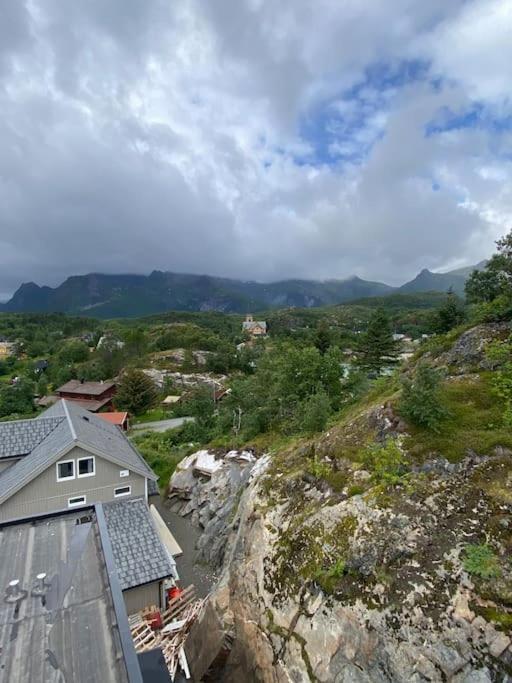 Nydelig Leilighet Pa Kreta I Lofoten カベルヴォーグ エクステリア 写真